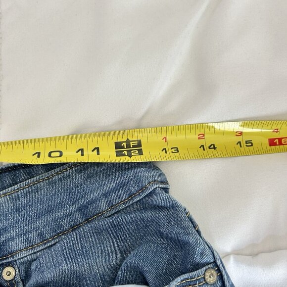 Signature by Levi Strauss Womens High Rise Modern Denim Shorts Stretch - Picture 4 of 6